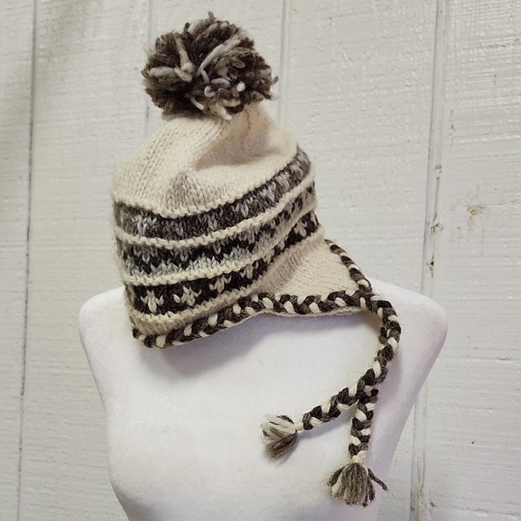 Wool Hand Knit Pom-Pom Cold Weather Winter Beanie Hat Ear-Warmers - Picture 1 of 6